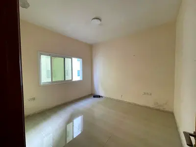 إطلالة مفتوحة | موقع مميز | تصميم عملي، تقع في القاسمية – المحطة وقريبة من جميع الخدمات وسهلة الوصول.