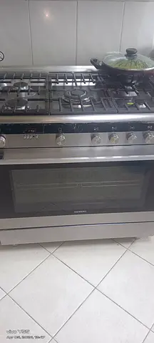 Siemens Gas Stove and Oven Combination