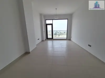 3 bed | Multiple Amenities