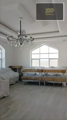 فيلا 5 ماستر وملحق 7 غرف، حوش كبير، مدخلين