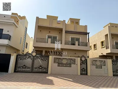 � إعلان للبيع | فيلا فاخرة في الحليو 2 - عجمان  🏡 فيلا مميزة للبيع في منطقة الحليو 2 بعجمان، بتصميم عصري وتشطيب راقٍ، مثالية للسكن العائلي والاستثمار.