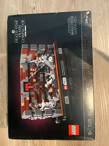 BRAND NEW LEGO 75339 STAR WARS TRASH COMPACTOR DIORAMA