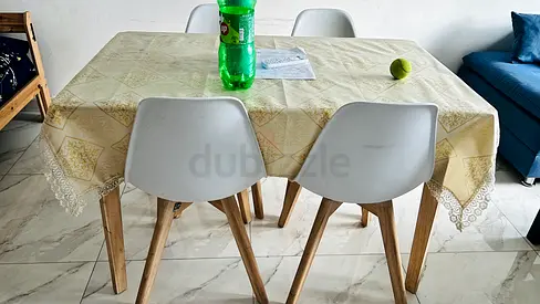 dining table with 4 white chairs