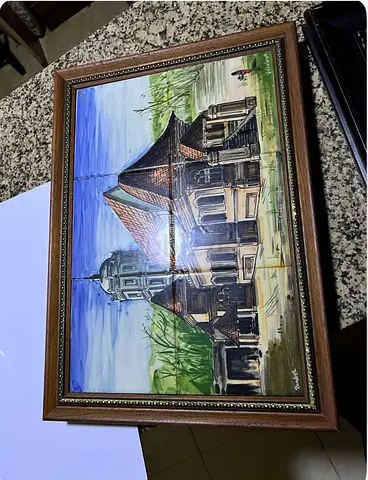 Both 20 dhm Framed Artwork of a Historic Building