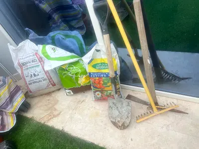 Gardening soil fertilizer and tools