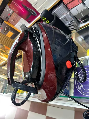 Tefal GV9230 Pro Express Protect Steam generator Red/Black