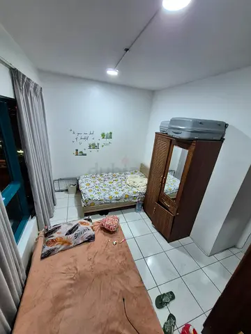 bed space for philopenas or Russian ladies in sheikh Zaid road