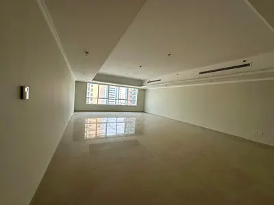 تكييف مجانا|باركينج جيم مسبح|اربع غرف|اطلالة مفتوحة علي بحر الخان|غرفة خادمة|علي مخرج دبي