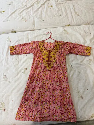 Pink printed kid‘s kurta - gently used