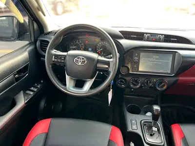 2021 Toyota HILUX photo 12