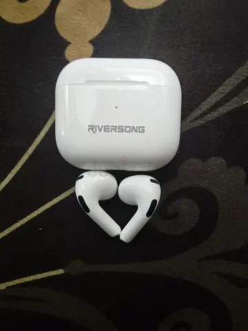 Riversong Wireless Earphones