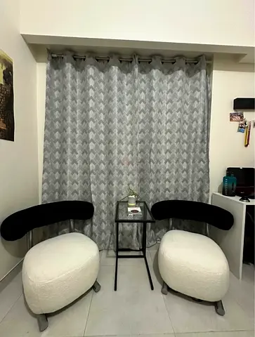 Stylish Modern Accent Chairs Set with table