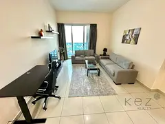 SPACIOUS 1BR FULLY FURNISHED l NEAR METRO