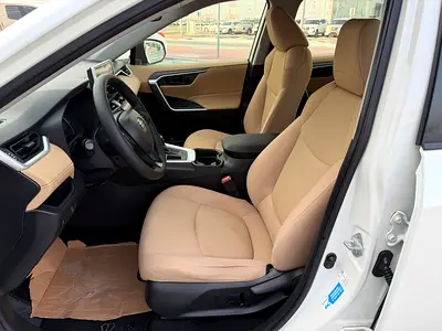 صورة 8 لـ 2020 Toyota RAV 4
