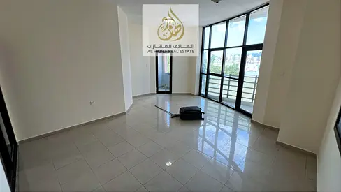🏡 للإيجار السنوي في النعيمية – موقع مميز مقابل مستشفى ثومبي 🏡  فرصة رائعة للسكن في موقع حيوي ومميز بمنطقة النعيمية، مقابل مستشفى ثومبي مباشرة، مما ي