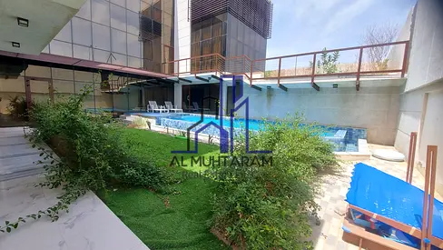 Luxurious 5BR Villa with swimming pool Prime location