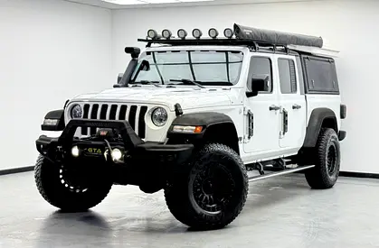 2021 Jeep Gladiator Sport, 2027 Jeep Warranty, Full Jeep Service History, Carbon Fiber Interior, GCC