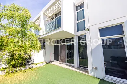 Single Row | Fully Furnished | Close To Pool