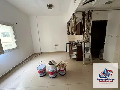 أجمل استديو بالنباعه -مساحه كبيره -مناسب للعائلات -تكييف وغاز مركزي -مطبخ شبه منفصل