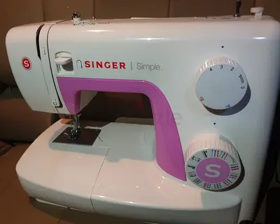 Singer Simple 3223 Sewing Machine