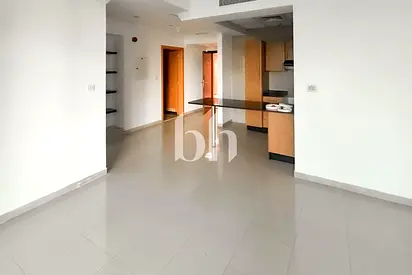 Managed | Unfurnished | Mid Floor | Community View