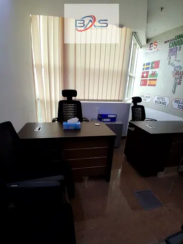sperate office for rent