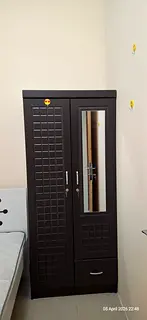 Big Partition for Couple or Single Lady