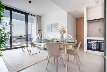 Luxury | Modern | Canal and Skyline View