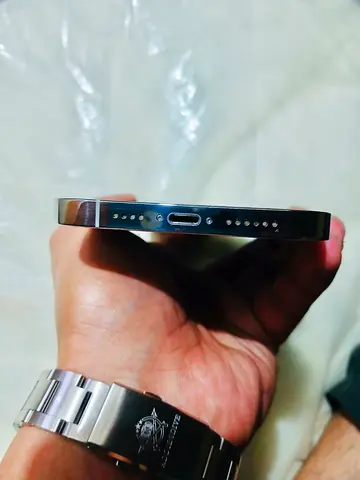 Apple iPhone - Good working condition