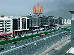 LAVISH APARTMENT READY TO MOVE ON PRIME LOCATION MASTER ROOM AND BALCONY OPEN FREE PARKING