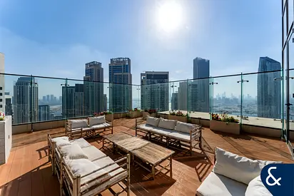 Large Terrace | Penthouse | 4 Bedroom