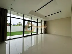 Spacious 3 BR Townhouse with Maids | Single Row
