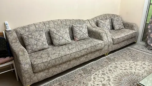 7 seater sofa with a beautiful hydraulic golden centrepiece for sale