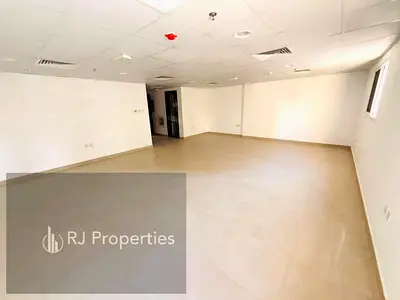 LUXURY office very prime lecation business area ready to move only jest 38k