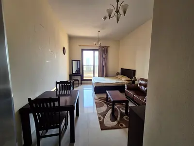 Elite 10 // Furnished Studio with Balcony For Rent