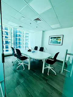 Premium Fitted Office Vacant With 3 Parking's Prime Location