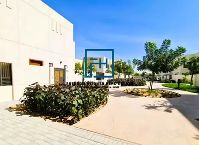 MODERN DESIGN | CORNER UNIT | BRAND NEW | READY TO MOVE