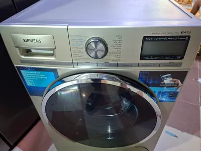Siemens 10 kg washing machine iQ700