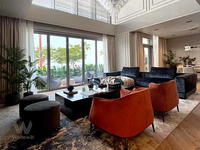 4BR Townhouse with Private Pool|Upgraded|Furnished