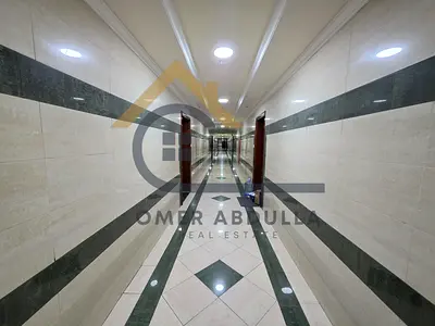 Spacious 2bhk apartment for family on road building
