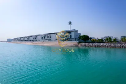 جزيرة طبيعية\فيلا 5غرف جاهزة بأقساط بعد الاستلام