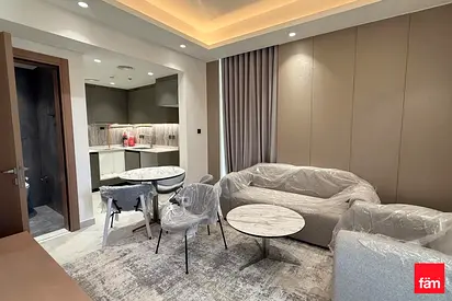 VACANT on May | FURNISHED | Option for 12 Chq