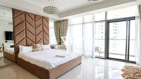HOT DEAL |VACANT |PRIME LOCATION |STUDIO