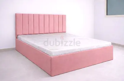 Modern Pink Velvet Brand new Queen size bed storage including medical mattress Queen bed
