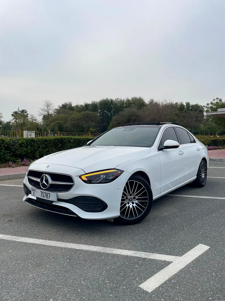 Mercedes-Benz C-Class 2023 — photo 1 of 14