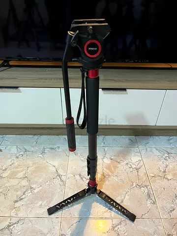 Andoer Monopod with head