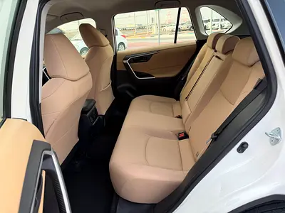 صورة 10 لـ 2020 Toyota RAV 4