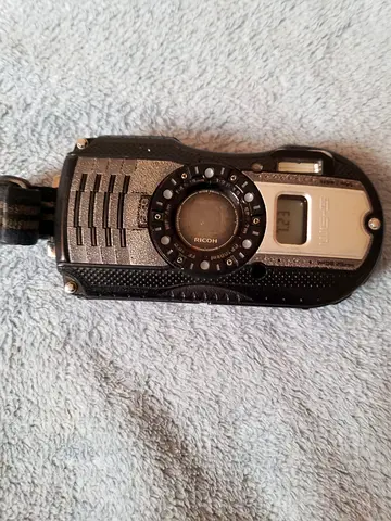 Ricoh WG-5 GPS. WATER PROF HD CAMERA