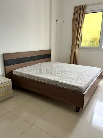 King Size Wooden bed with mattress - HomeCentre - Perfect Condition