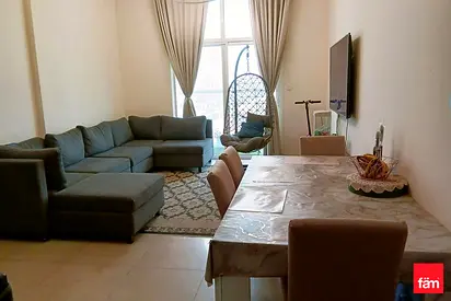 Laundry | Furnished | High Floor | Vacant